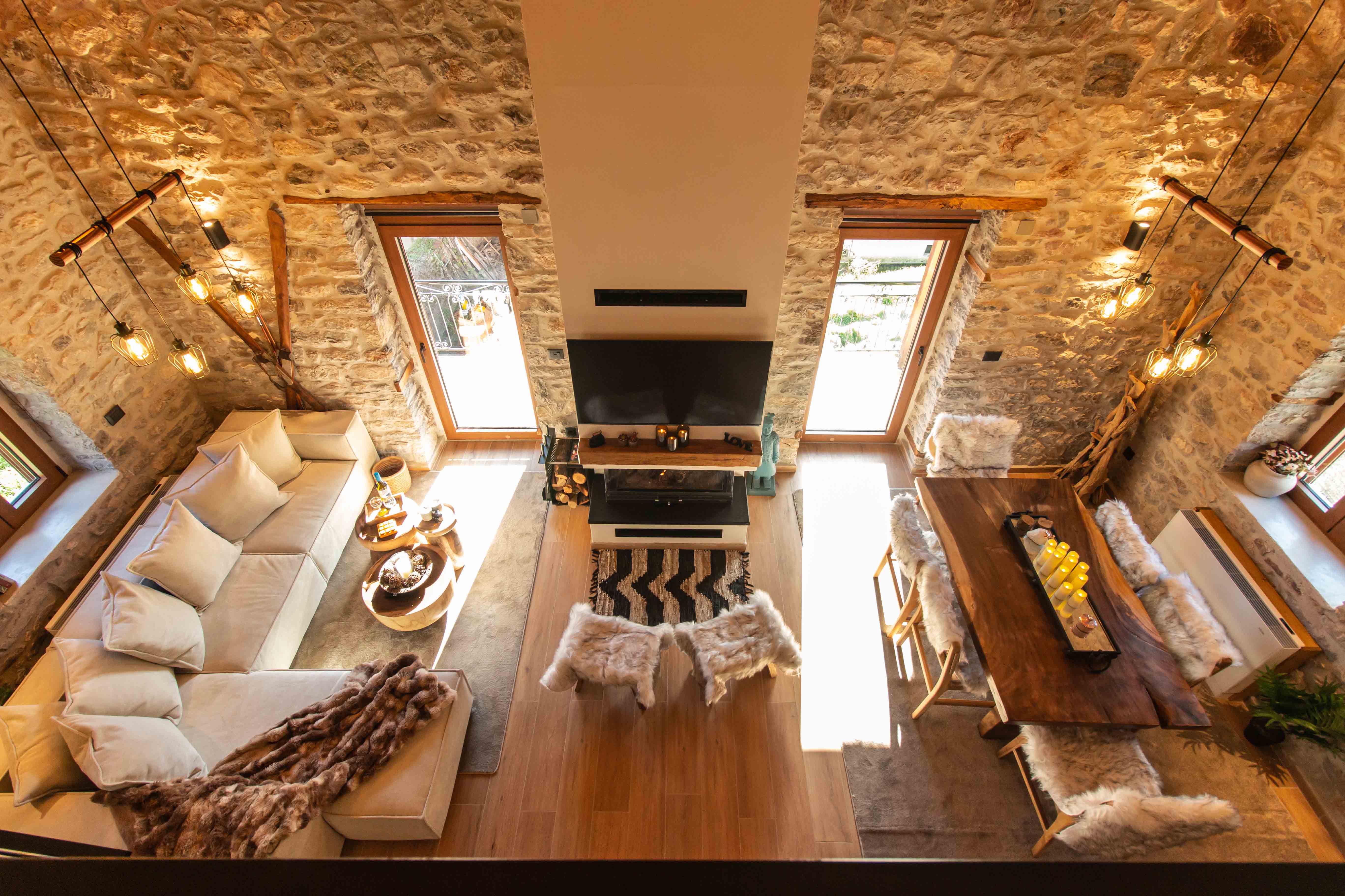 chalet Καλάβρυτα θέα εσωτερικό μπαλκόνι